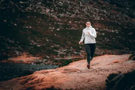Ultralite - Women's Running Jacket - White